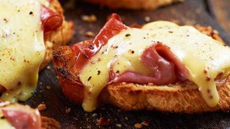 welsh rarebit with parma ham