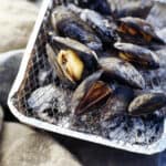 mussels on barbeque