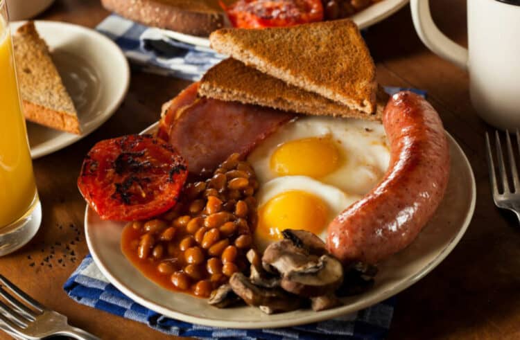 Alex-James-full-English-breakfast-750x491.jpeg